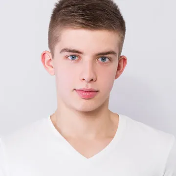 行业博主-李小姐